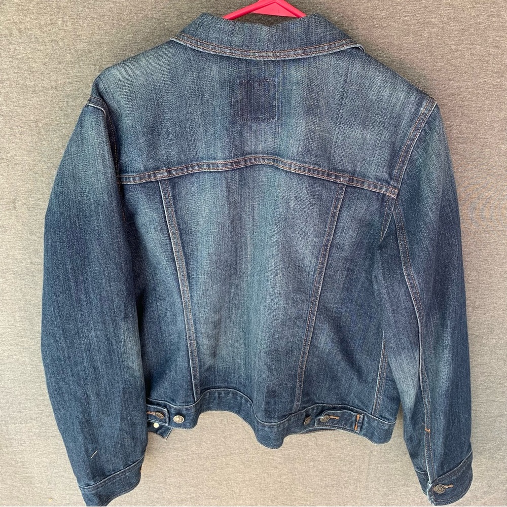 Old Navy Trucker Jean Jacket Womens XL Medium Wash Blue Denim Pockets Classic - Picture 5 of 7